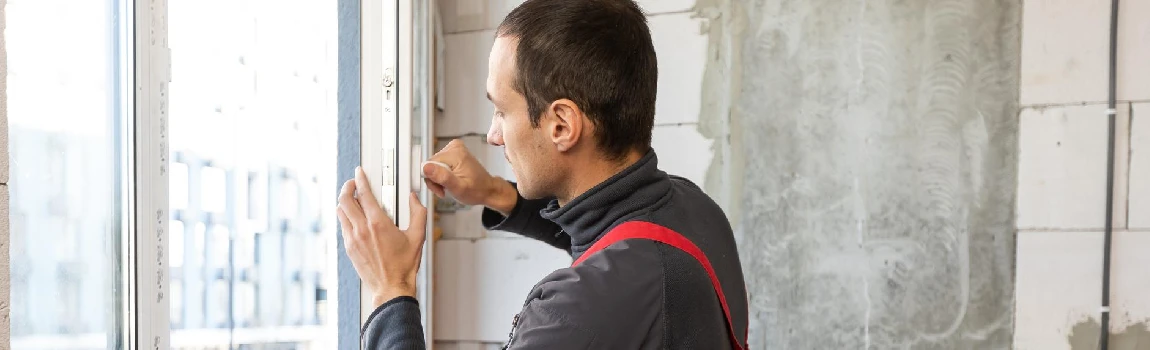 Emergency Cracked Windows Repair Services in Aurora, IL